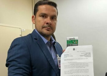 Alberto Neto troca obrigações parlamentares por patrulhamento do filme de Danilo Gentili