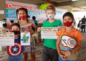 Covid: mais de 7 mil crianças, adolescentes e adultos foram vacinados em Manaus, neste sábado