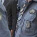 Policial militar é preso após atirar em pai de aluno do Colégio Militar, em Manaus