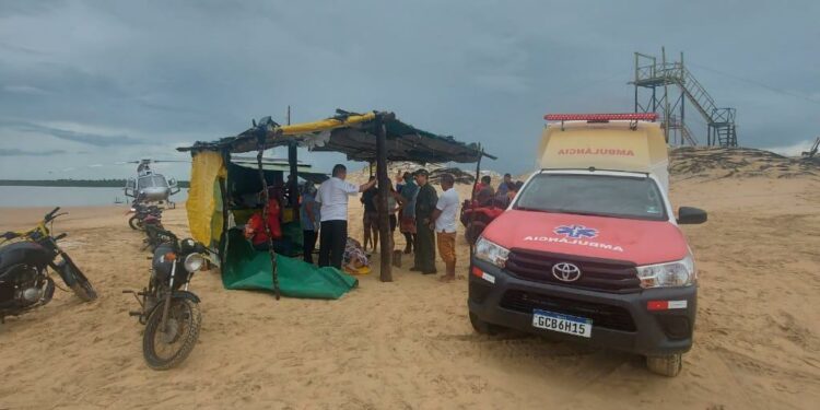 Turista cai de tirolesa após cabo de aço se romper