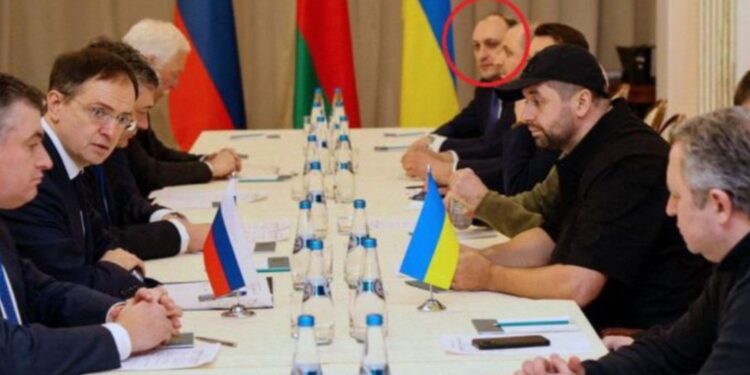Negociador da Ucrânia é assassinado misteriosamente em Kiev