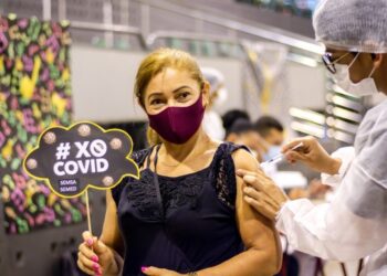 Manaus abre 52 pontos de vacinação nesta segunda-feira