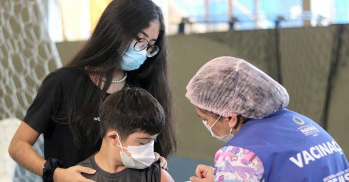 Prefeitura altera locais de vacinação infantil e opera neste sábado com 16 pontos para diferentes públicos￼