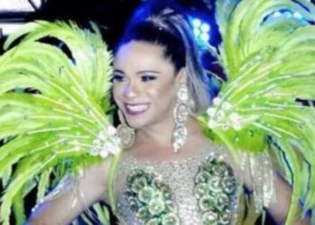 Família de travesti amazonense morta em SP clama por justiça durante velório da vítima