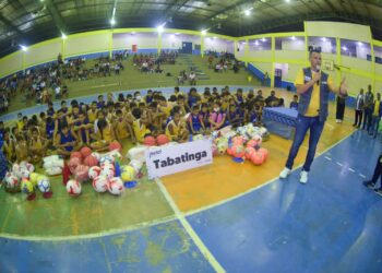 Em Tabatinga, Governo anuncia novo polo do Projeto Esporte e Lazer na Capital e Interior