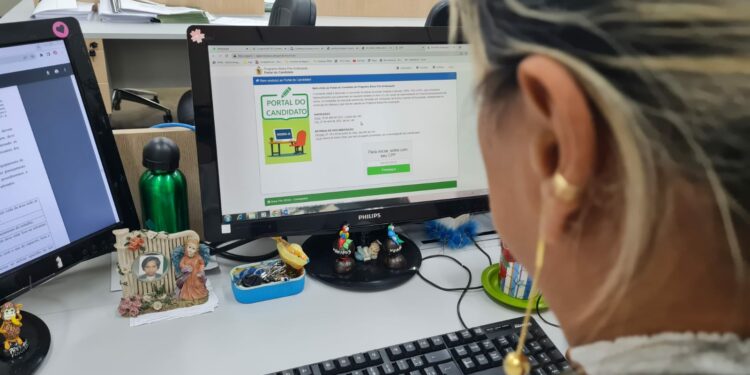 Inscrições para o Programa Bolsa Pós-graduação da Prefeitura de Manaus já podem ser realizadas