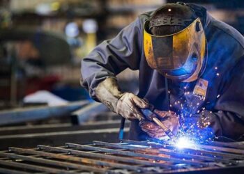 Sine Amazonas divulga 64 vagas de emprego em diversas áreas para esta terça-feira (05)