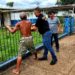 VÍDEO: homem invade escola com faca para tentar transferir filho de horário em Iranduba