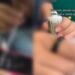 Alunos sem noção postam vídeos cheirando pó de corretivo líquido no TikTok; médicos alertam
