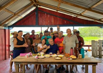 Amazonino Mendes inicia viagens ao interior em pré-campanha ao Governo