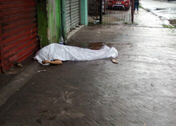 Homem é encontrado sem vida na Avenida Brasil, em Manaus