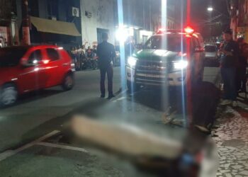 Pistoleiros executam vítima com sete tiros no Centro de Manaus