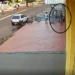 Vídeo: Covardia! Homem dá socos e chutes em garoto de 9 anos por confundir brincadeira