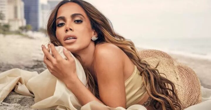 Após festa de aniversário em Vegas, Anitta amanhece com os joelhos machucados: ‘tudo dói’