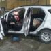 Assaltantes roubam carro, fazem arrastão e batem de frente com a Rocam. Quem se deu mal?