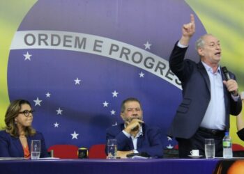 Candidato à Presidência, Ciro Gomes solta o verbo e diz que militares são “desavergonhados” e “imorais”