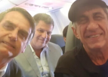 Fagner se arrepende de ter votado em Bolsonaro e pede remoção de vídeo falso onde ele pediria votos