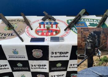 Membros de facção são presos com granadas e armas em Iranduba