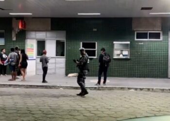 Em Manaus, traficantes trocam tiros com a PM; um foi parar no hospital