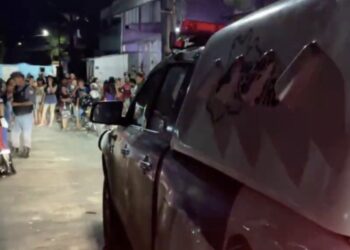 Bandido é morto a pauladas ao anunciar assalto dentro de ônibus em Manaus