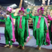 Ficou curioso? Veja o segredo da troca de roupa ‘relâmpago’ do desfile da Mangueira