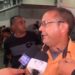 ‘Mataram meu filho por engano’, diz pai ao ver o corpo do filho no chão de casa