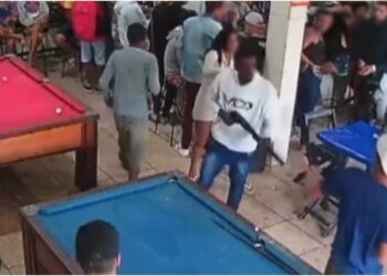 Morto com tiro na cabeça após passar mão na bunda de homem por ‘brincadeira’