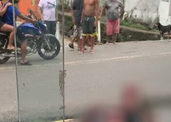 Vídeo: ‘Amigo da onça’ dá várias facadas e mata homem na Compensa