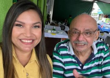 Vídeo: Jona Darc usa tribuna da Aleam para fazer propaganda do restaurante do sogro