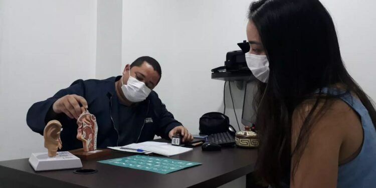 Especialista da SES-AM faz alerta sobre alergias respiratórias como rinite