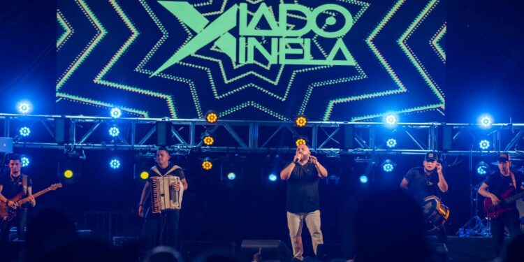 Gratuito, ‘Arraial do Axerito’ comemora 20 anos da Xiado da Xinela na Arena da Amazônia
