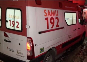 Homem atropela adolescentes em frente de igreja no Monte das Oliveiras e foge