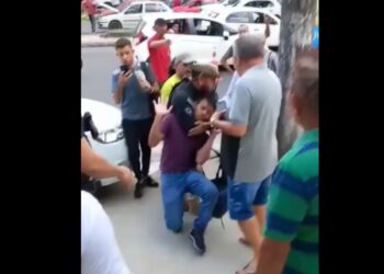 Vídeo: fiscalização dos Amarelinhos termina com agressão em Manaus: ‘estão agredindo o cobrador’