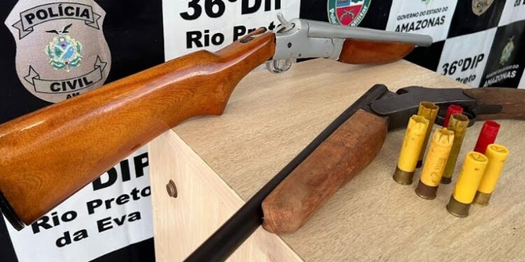 Armas usadas para caça ilegal são apreendidas em Rio Preto da Eva