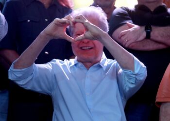 A 50 dias do início das convenções, Arthur Neto lidera pesquisas de intenção de voto para o Senado