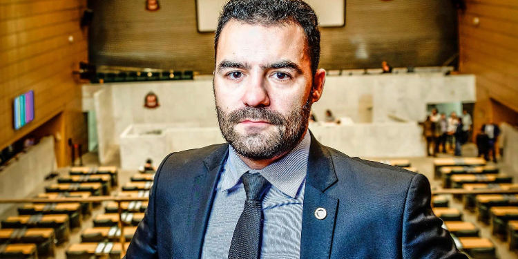 Arthur do Val, o ‘Mamãe Falei’, perde mandato e fica inelegível por oito anos