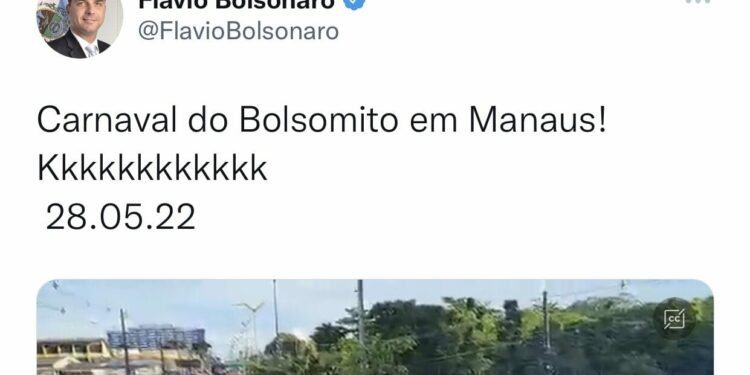 ‘Carnaval do Bolsomito’, diz Flávio Bolsonaro sobre Marcha Para Jesus, realizada em Manaus
