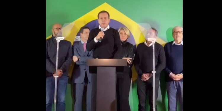 Vídeo: Doria anuncia que não é mais pré-candidato a presidente e vai às lágrimas: ‘coração ferido’