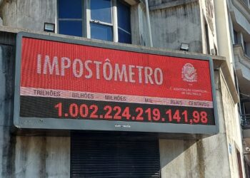 É muito dinheiro!!! Brasileiros já pagaram mais de R$ 1 trilhão em impostos este ano