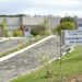 Menino de 6 anos é baleado enquanto desenhava no pátio de casa, no Petrópolis