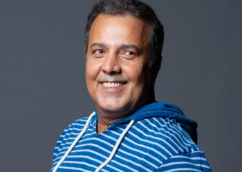 Cantor José Augusto se apresenta neste domingo em show gratuito no Rio Preto da Eva