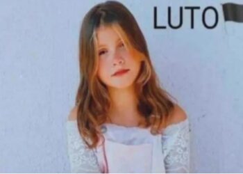 Menina de 10 anos morre ao lado da mãe após ser atropelada enquanto caminhava