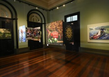 Palácio Rio Negro recebe exposição com obras de artistas amazonenses