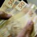 Mixaria: políticos aprovam novo salário-mínimo de R$ 1.212 no Brasil