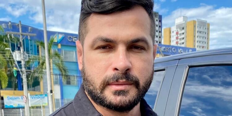 Blogueiro e vereador Carpê anuncia candidatura a deputado e pede votos no Whats: “Eu acredito”