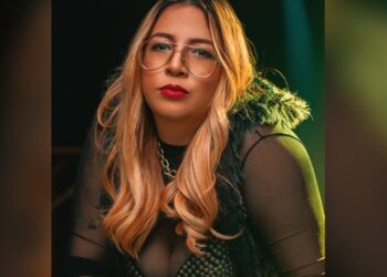 Muita sofrência – Cover da Marília Mendonça faz show gratuito em Manaus