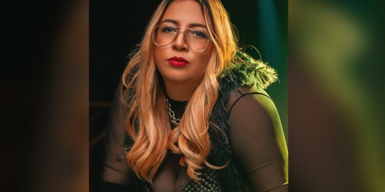 Muita sofrência – Cover da Marília Mendonça faz show gratuito em Manaus