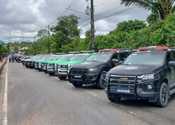 Wilson Lima entrega 48 viaturas para as Polícias Civil e Militar