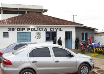 Homem é preso dentro de fórum suspeito de estuprar adolescentes no AM