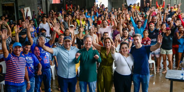 ‘O povo quer conquistar o próprio futuro’, diz Arthur Neto em visita a cidades afetadas pela cheia